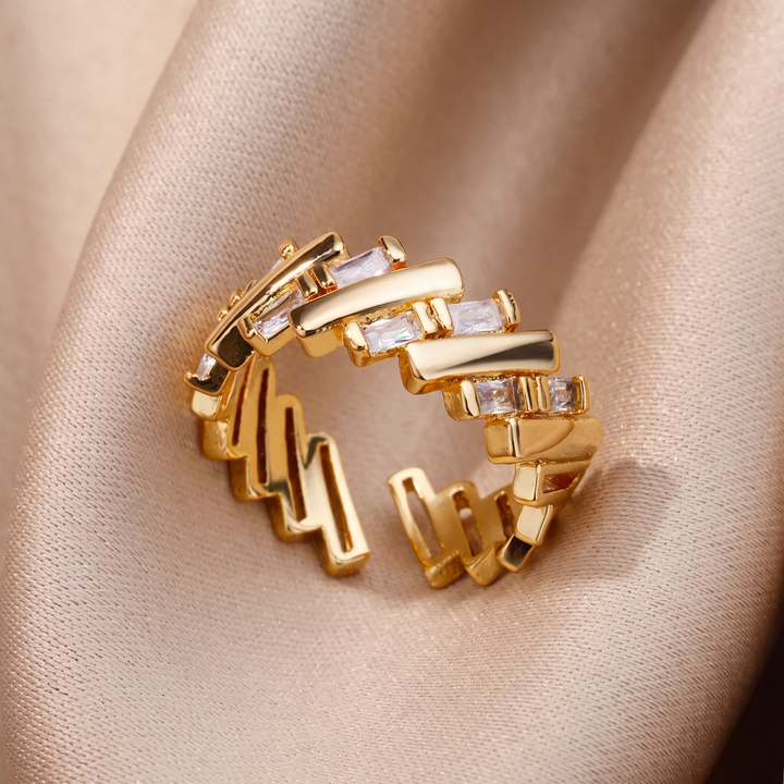 Luna Bar Ring, primary product view