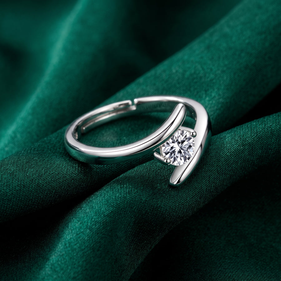 Liora Embrace Ring polished silver open silhouette