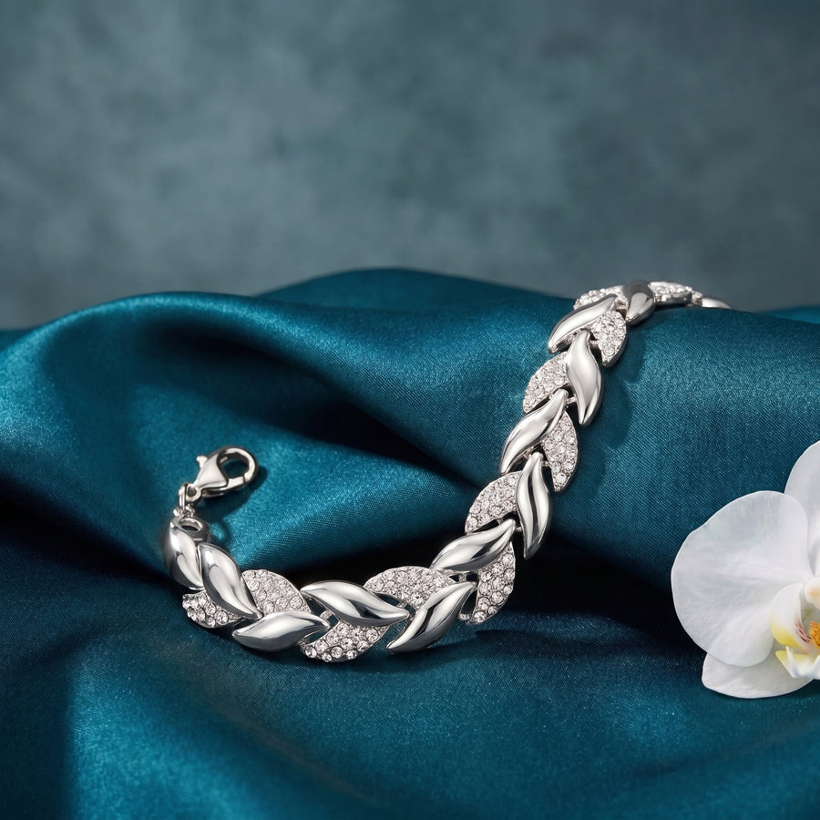 Mira Leaf Charm Bracelet