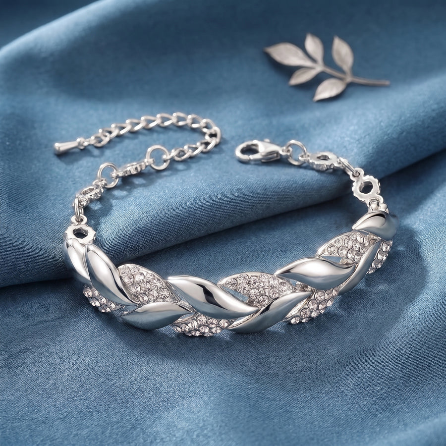 Mira Leaf Charm Bracelet