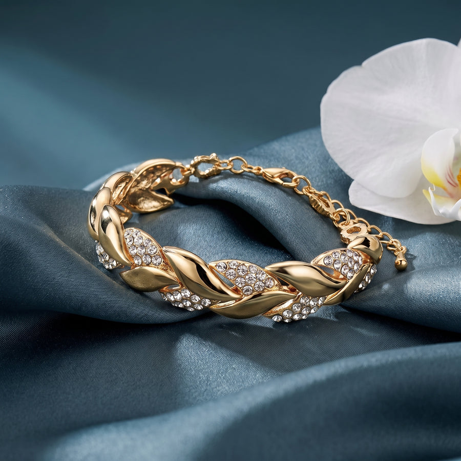 Mira Leaf Charm Bracelet