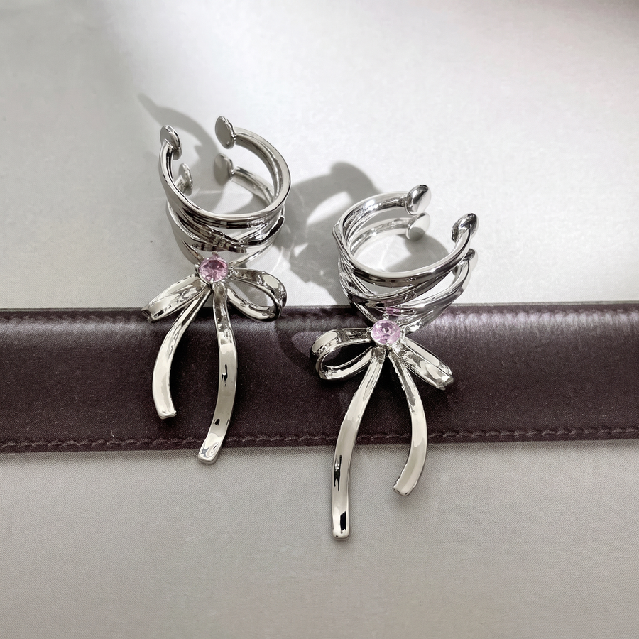 Celeste Bow Ear Cuff, product view 3